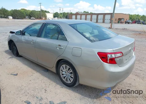 2013 Toyota Camry L z USA, uszkodzony, nr VIN 4T1BF1FK9DU717660